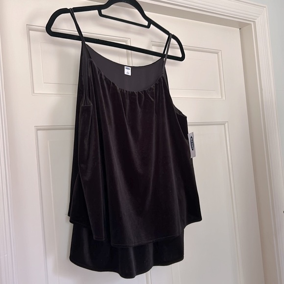 Tiered Velour Swing Top NEW! Black Size Large Velour Camisole Spaghetti Straps - Picture 2 of 12